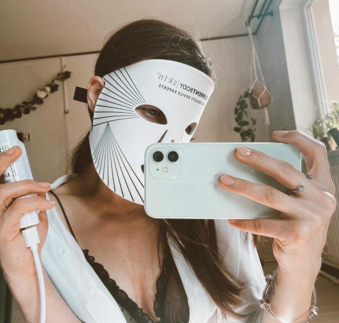 CurrentBody Skin LED Mask