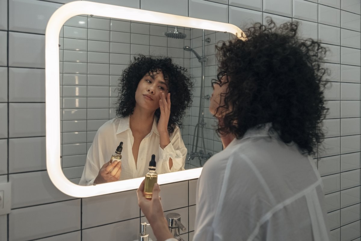 PHAs skincare